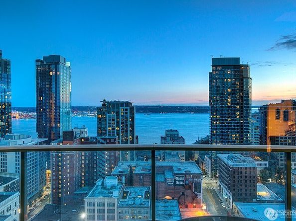 1920 4th Avenue 2303, Seattle WA 98101