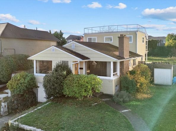 2515 27th Avenue W, Seattle WA 98199