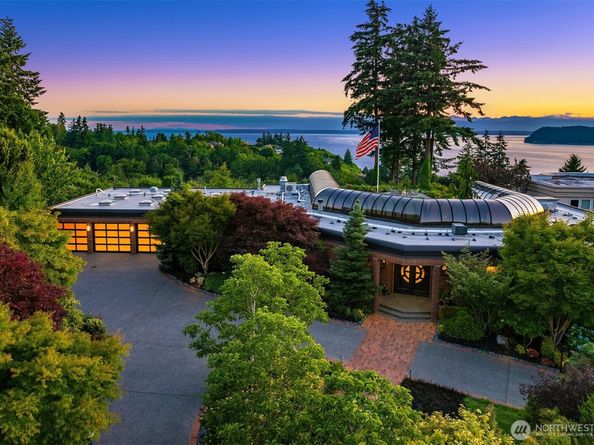 9716 58th Place W, Mukilteo WA 98275