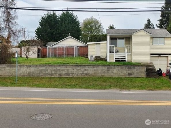 10049 8th Avenue SW, Seattle WA 98146