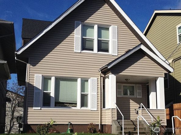 5031 12th Avenue NE, Seattle WA 98105