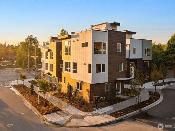 5204 Sand Point Way NE, Seattle WA 98105