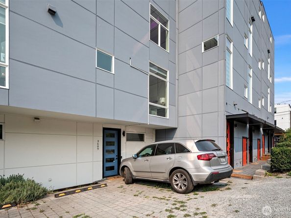 3609 S Findlay Street, Seattle WA 98118