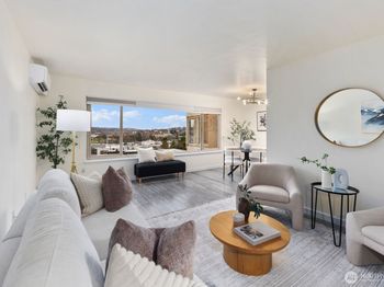 2703 Boylston Avenue E