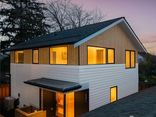 6547 11th Avenue NW C, Seattle WA 98117