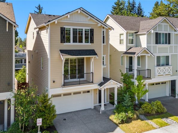 2204 176th Place SW 3, Lynnwood WA 98037