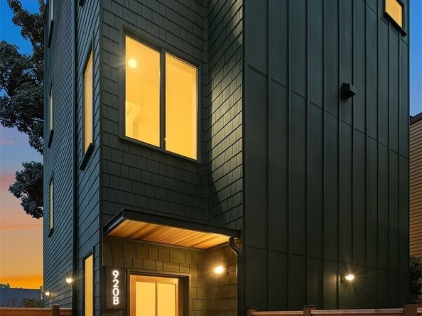 920 34th Avenue B, Seattle WA 98122
