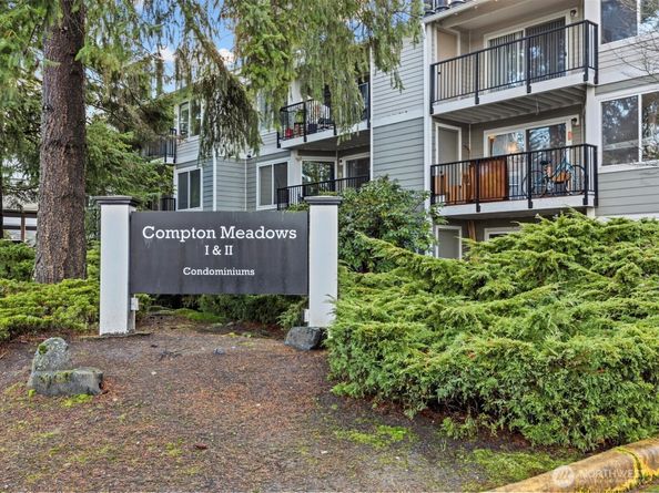 14334 126th Avenue NE B202, Kirkland WA 98034