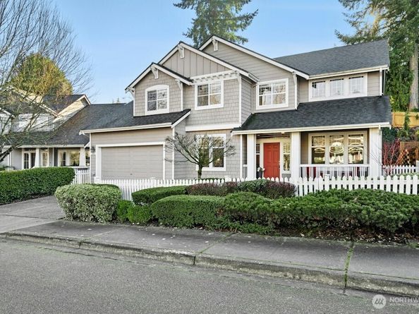 1807 NE 26th Place, Renton WA 98056