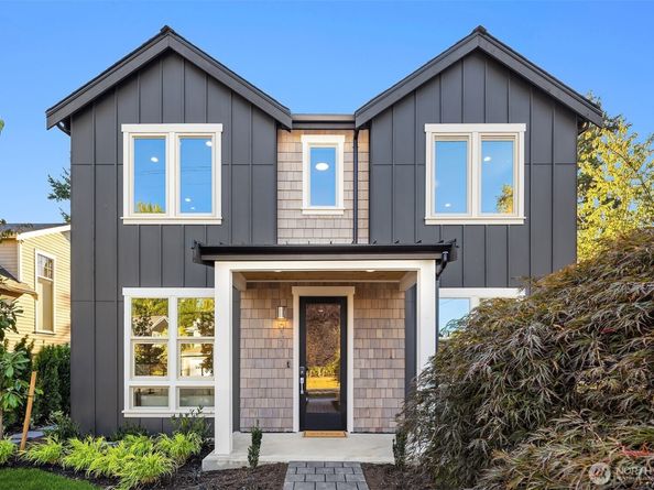 637 18th Avenue W, Kirkland WA 98033