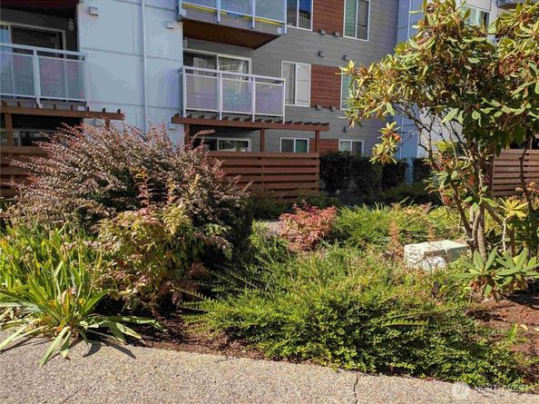 10501 8th Avenue NE 115, Seattle WA 98125