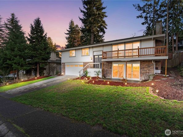 3907 SW 328th St, Federal Way WA 98023