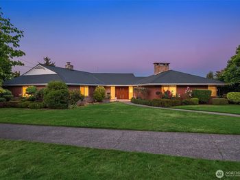 6070 Seward Park Avenue S