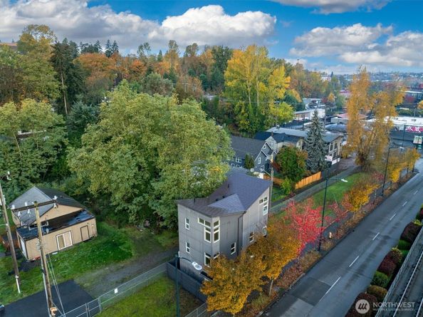 3323 Martin Luther King Jr Way S, Seattle WA 98144