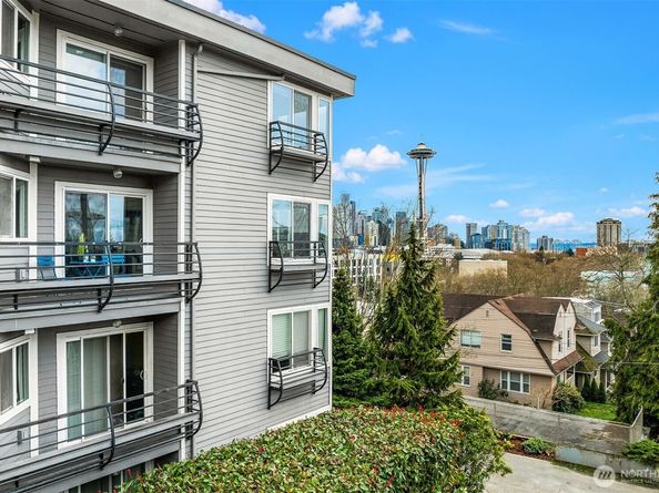 150 Valley Street 302, Seattle WA 98109