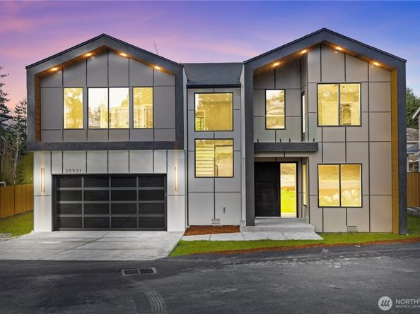 20921 1st Place S, Des Moines WA 98198