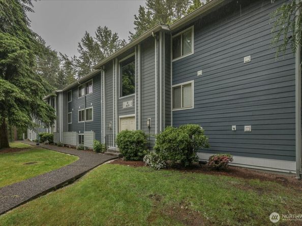 4629 W Lake Sammamish Parkway SE H206, Issaquah WA 98027