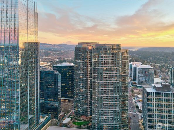 10700 NE 4th Street 1110, Bellevue WA 98004