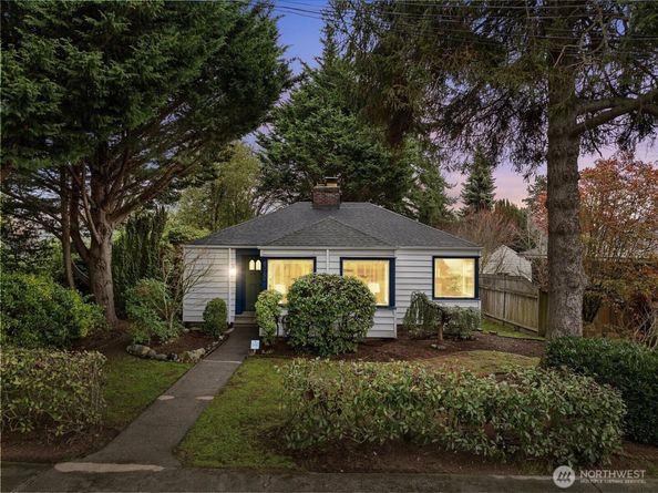 8060 Dibble Avenue NW, Seattle WA 98117