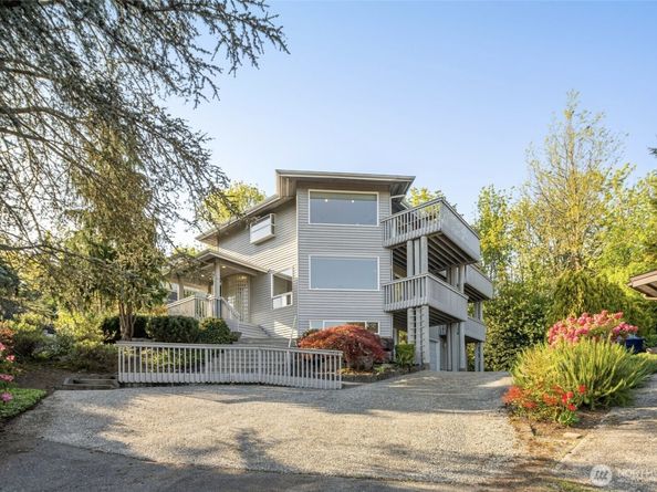 19749 53rd Avenue NE, Lake Forest Park WA 98155