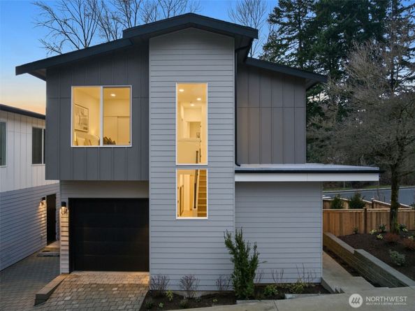8403 NE 137th Street, Kirkland WA 98034