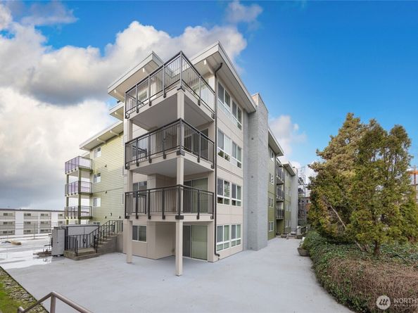 1515 12th Avenue S 105, Seattle WA 98144