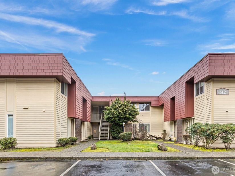 14200 SE 6th Street 57, Bellevue WA 98007