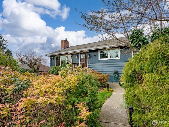8451 40th Avenue SW, Seattle WA 98136