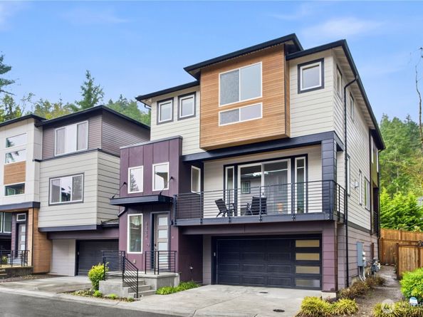 8328 138th Lane SE, Newcastle WA 98059