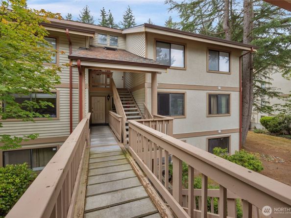 17425 119th Lane SE D22, Renton WA 98058