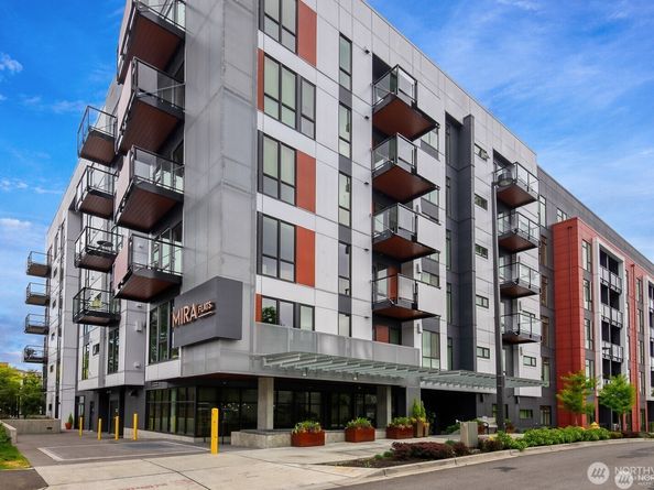 1085 103rd Avenue NE 526, Bellevue WA 98004