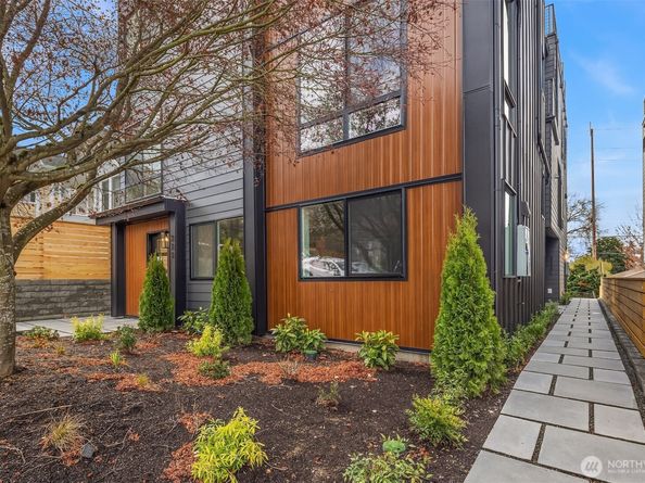 333 NW 47th Street C, Seattle WA 98107