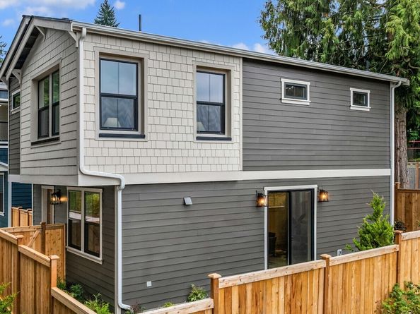 1919 3rd Street, Kirkland WA 98033