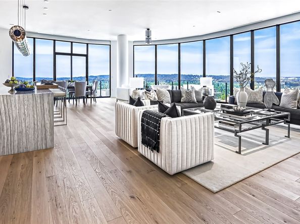 838 Avenue Square NE 2602, Bellevue WA 98004