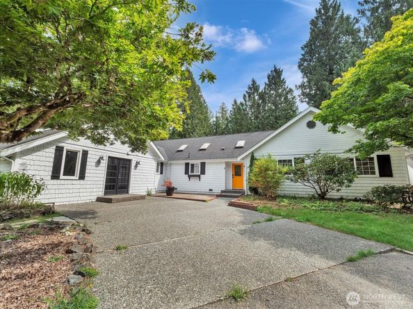 16817 203rd Place NE, Woodinville WA 98077