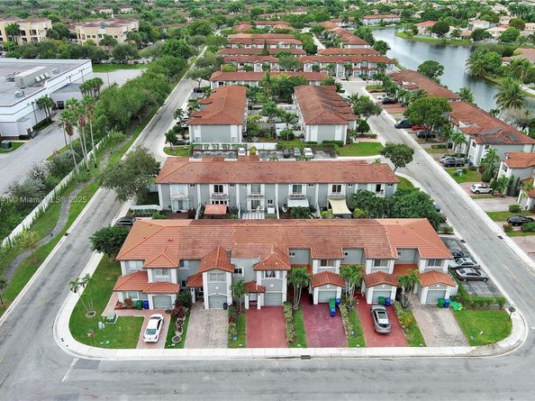 2872 SW 127th Way, Miramar FL 33027