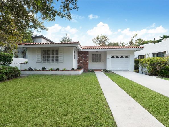 536 Minorca Ave, Coral Gables FL 33134