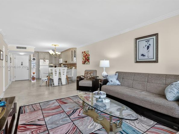 1849 S Ocean Dr 905, Hallandale Beach FL 33009