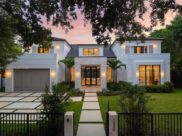 1220 S Alhambra Cir, Coral Gables FL 33146