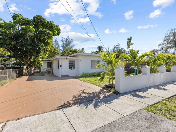 8031 NW 12th Ct, Miami FL 33147