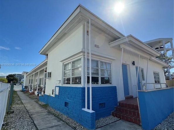 8135 Crespi Blvd, Miami Beach FL 33141