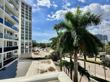 3140 S Ocean Dr