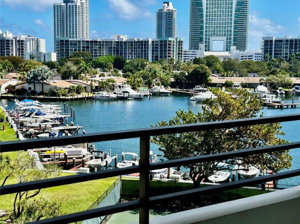 500 NE Three Islands Blvd 223, Hallandale Beach FL 33009