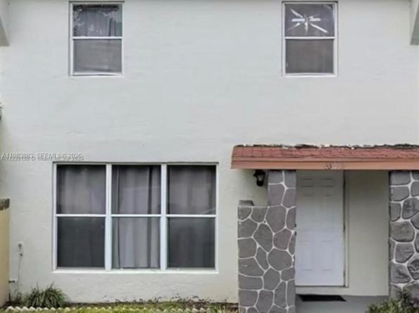 6593 Boulevard Of Champions, North Lauderdale FL 33068