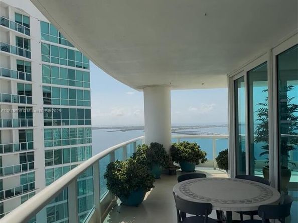 2127 Brickell Ave 3304, Miami FL 33129