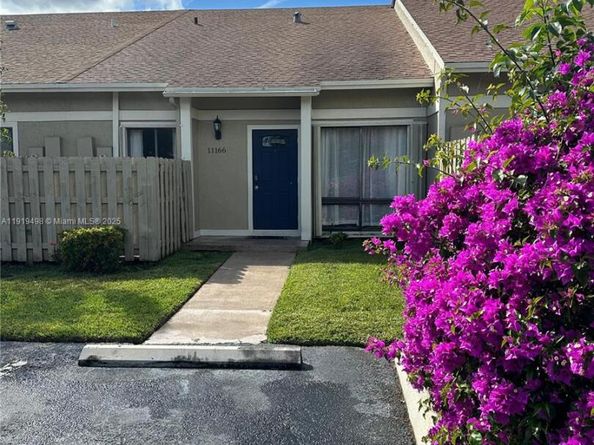 11166 NW 37th St, Sunrise FL 33351