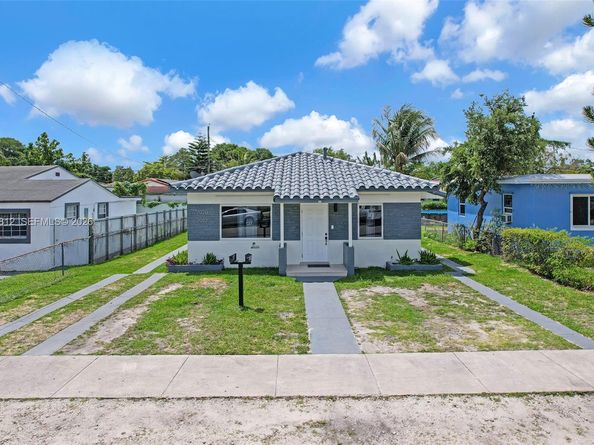 2020 NW 51st St, Miami FL 33142