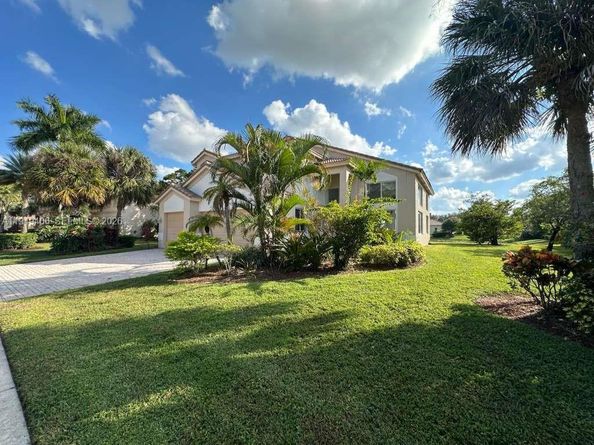 11286 Regatta Ln, Wellington FL 33449