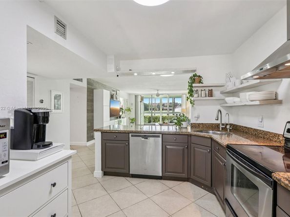 3150 N Course Ln 108, Pompano Beach FL 33069