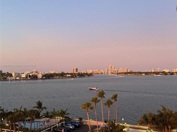 7501 E Treasure Dr 7L, North Bay Village FL 33141